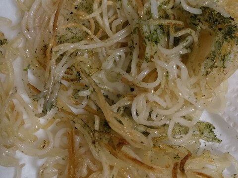 余ったそうめんで♪お煎餅